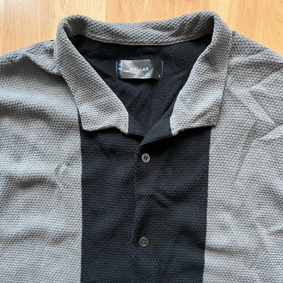 men’s knitted, colour block, bowling short sleeve button down collared shirt - Picture 2 of 4